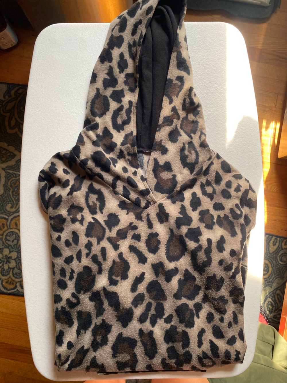 Roze Leopard Print Sweatshirt - Taupe & Black